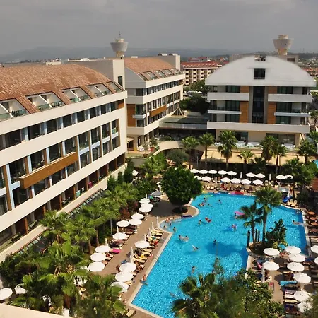 Port Resort 5*